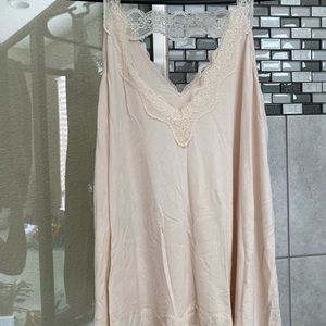La Miel Beigle Tank Top- Small. NWT